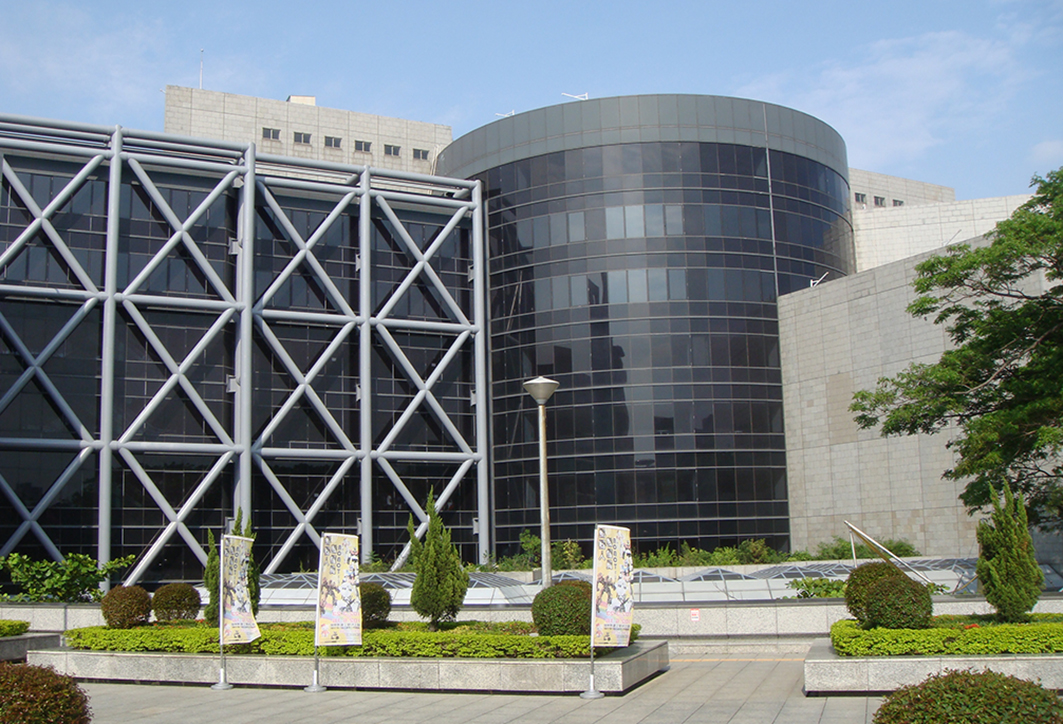 Taiwan's National Science and Technology Museum - Rainwater